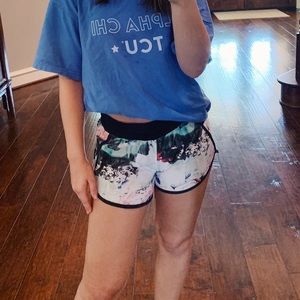 Lulu Lemon Tracker Shorts II 4”